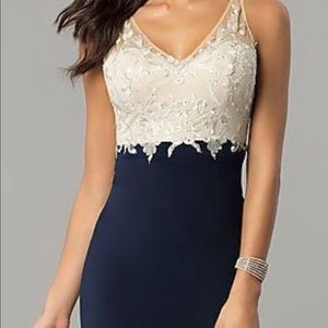 Beautiful short Nina Canacci dress.